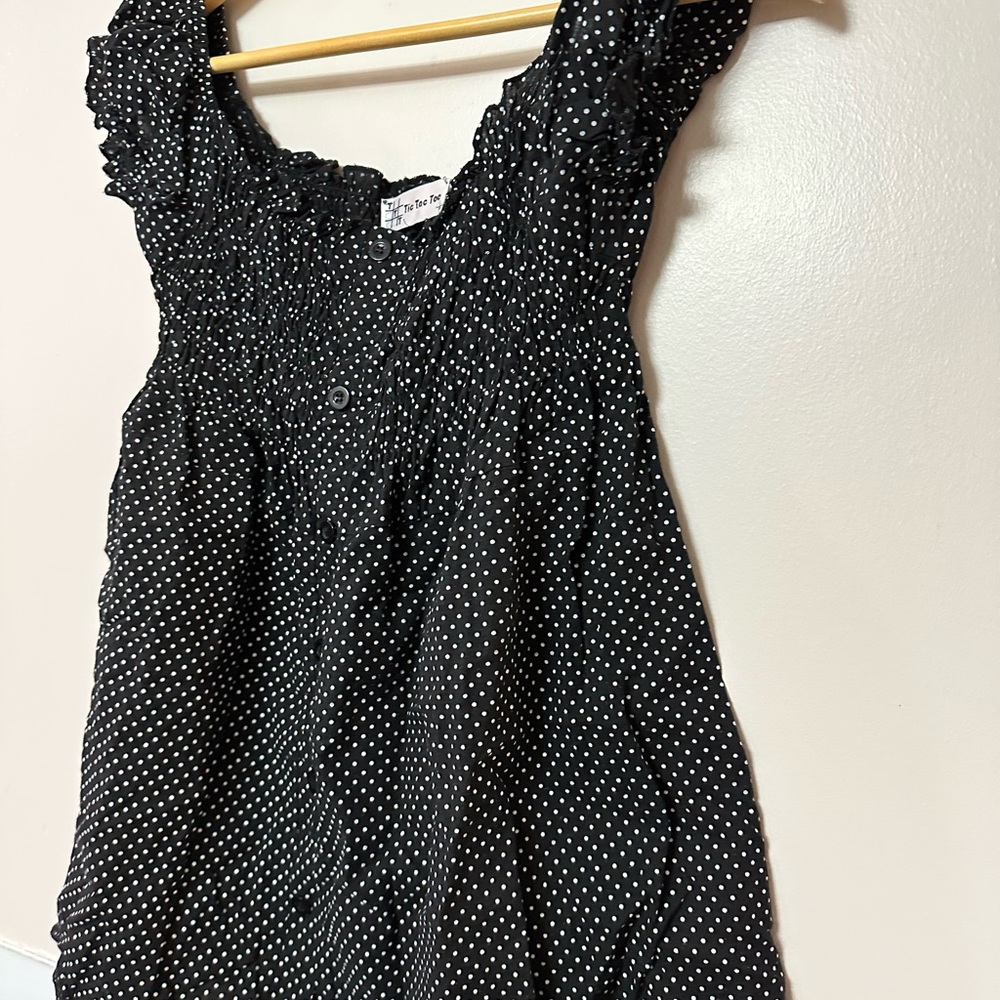 Polka Dot Scallop Ruffled Sleeve Faux Button Top